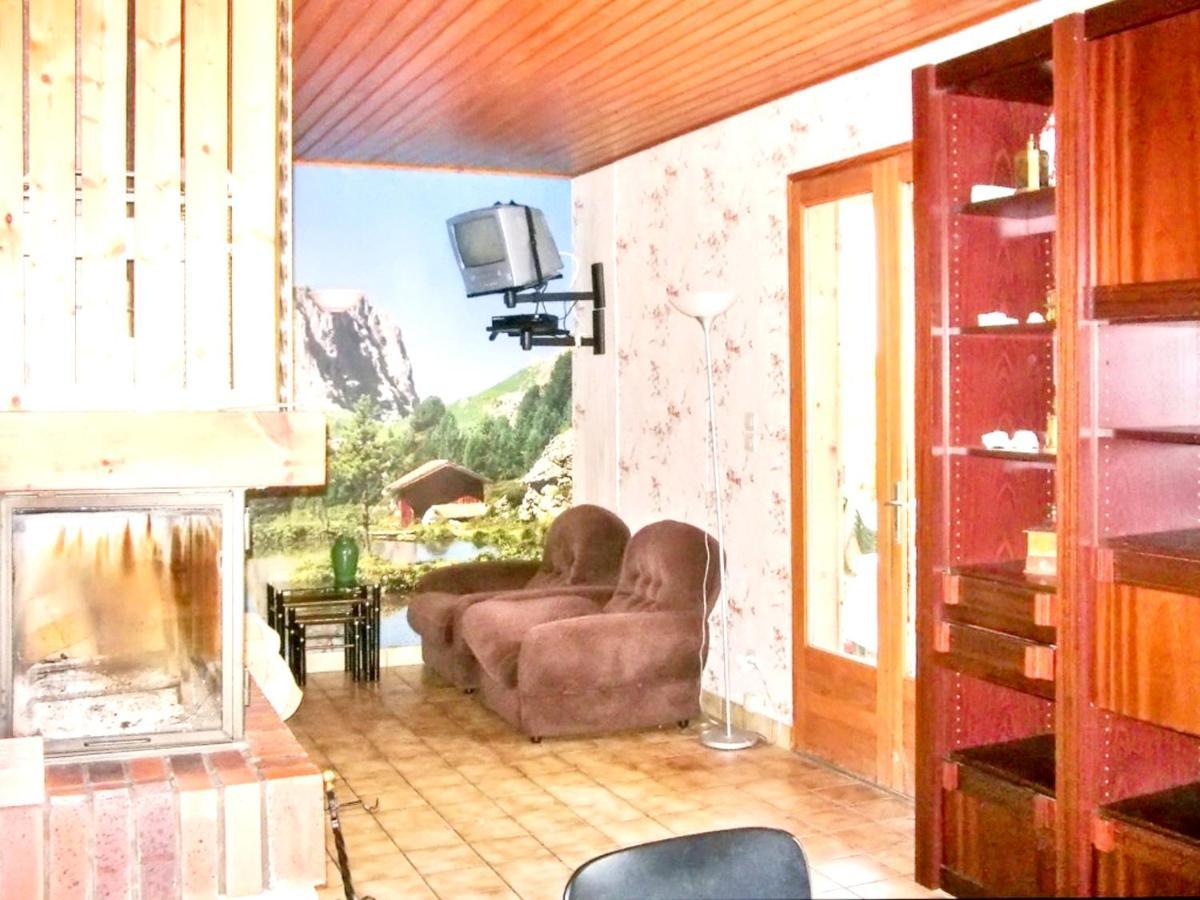 Chalet Charmant A Saint-Gerons Avec Piscine Partagee Kültér fotó